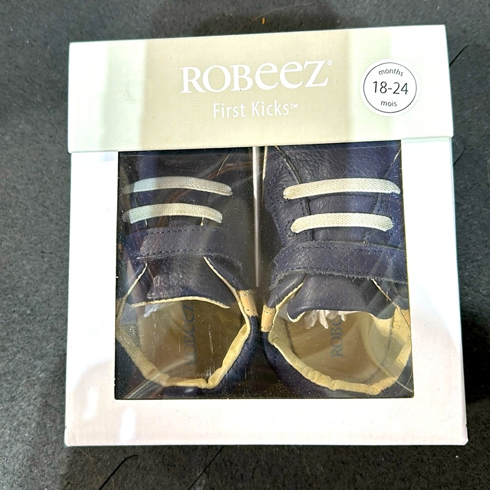 Robeez First Kicks size 18-24 months